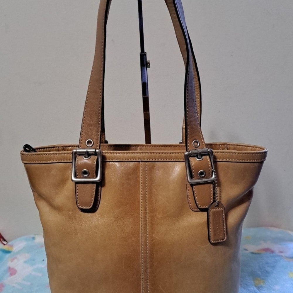 Authentic Vintage Coach Shoulder bag Moose Colored No. B063-9572